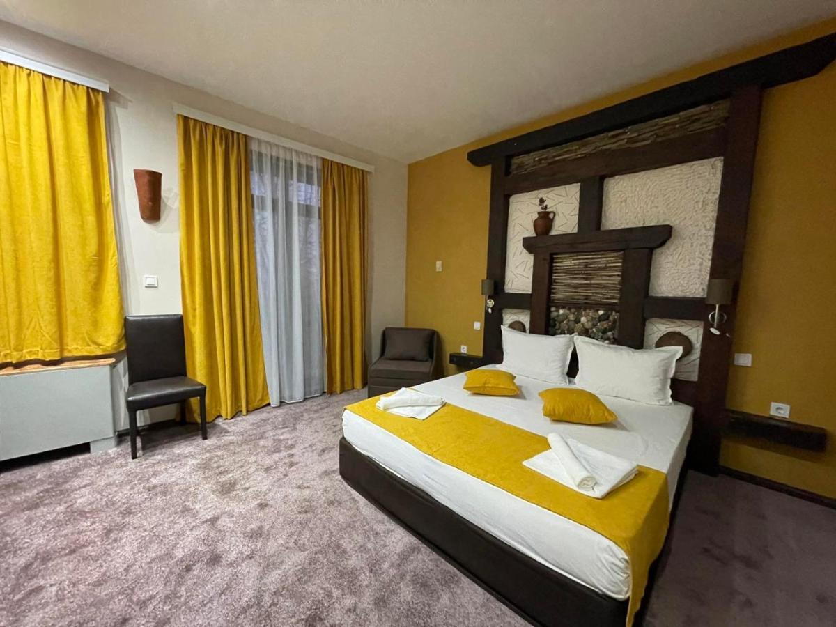 Mountain View Hotel Complex Yabulkovets Bagian luar foto