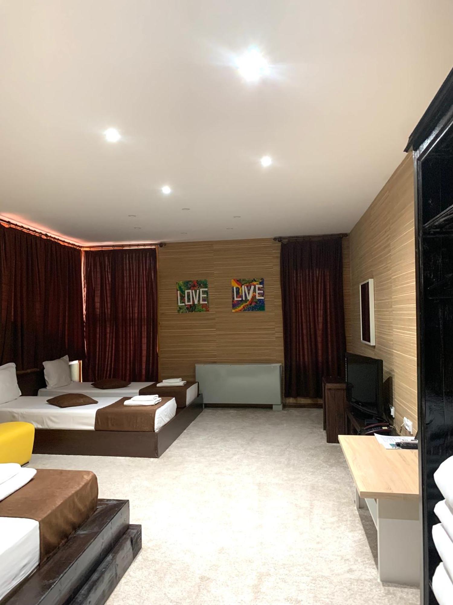 Mountain View Hotel Complex Yabulkovets Bagian luar foto