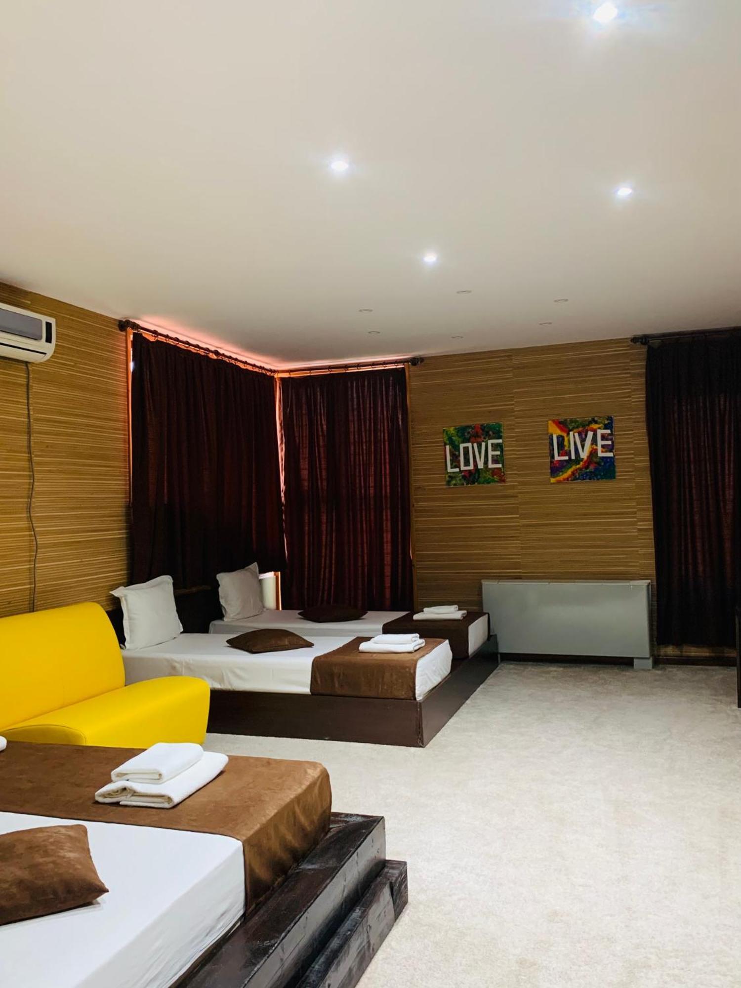 Mountain View Hotel Complex Yabulkovets Bagian luar foto