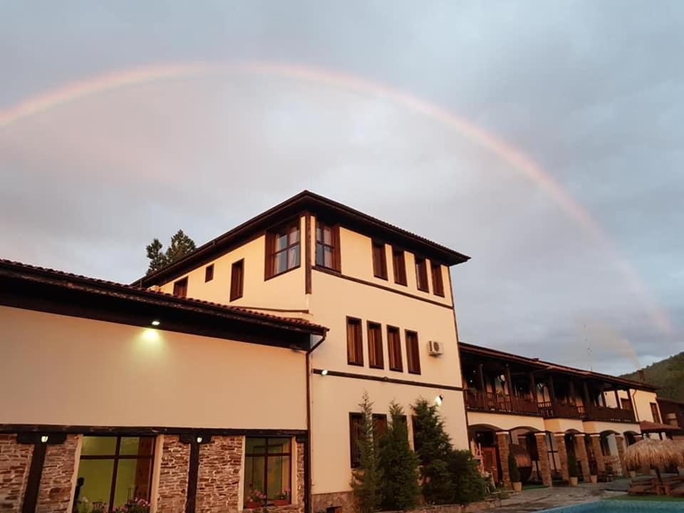 Mountain View Hotel Complex Yabulkovets Bagian luar foto