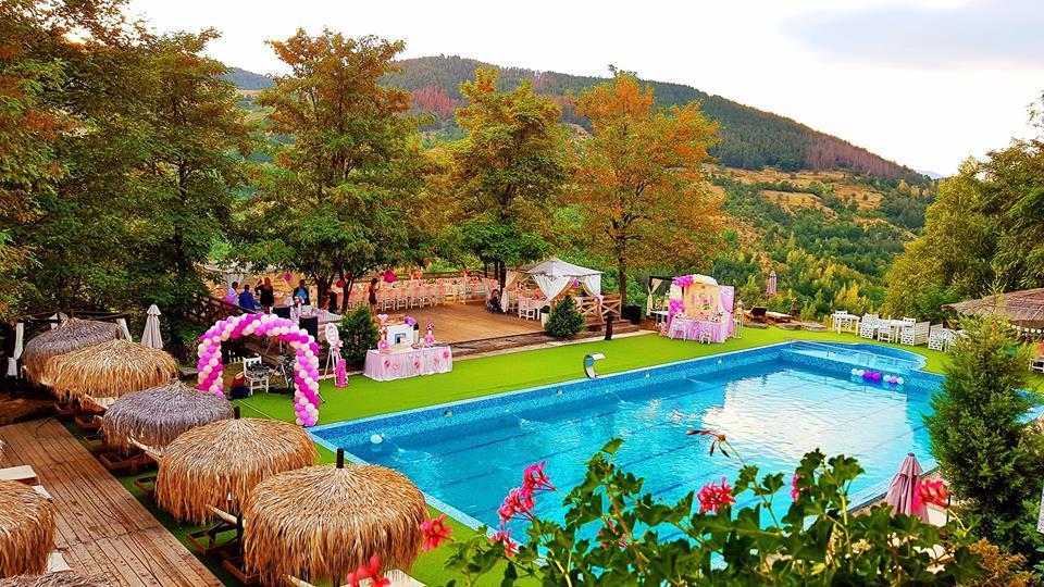 Mountain View Hotel Complex Yabulkovets Bagian luar foto