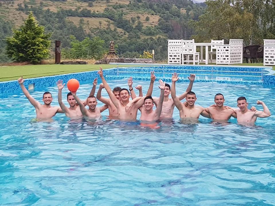 Mountain View Hotel Complex Yabulkovets Bagian luar foto